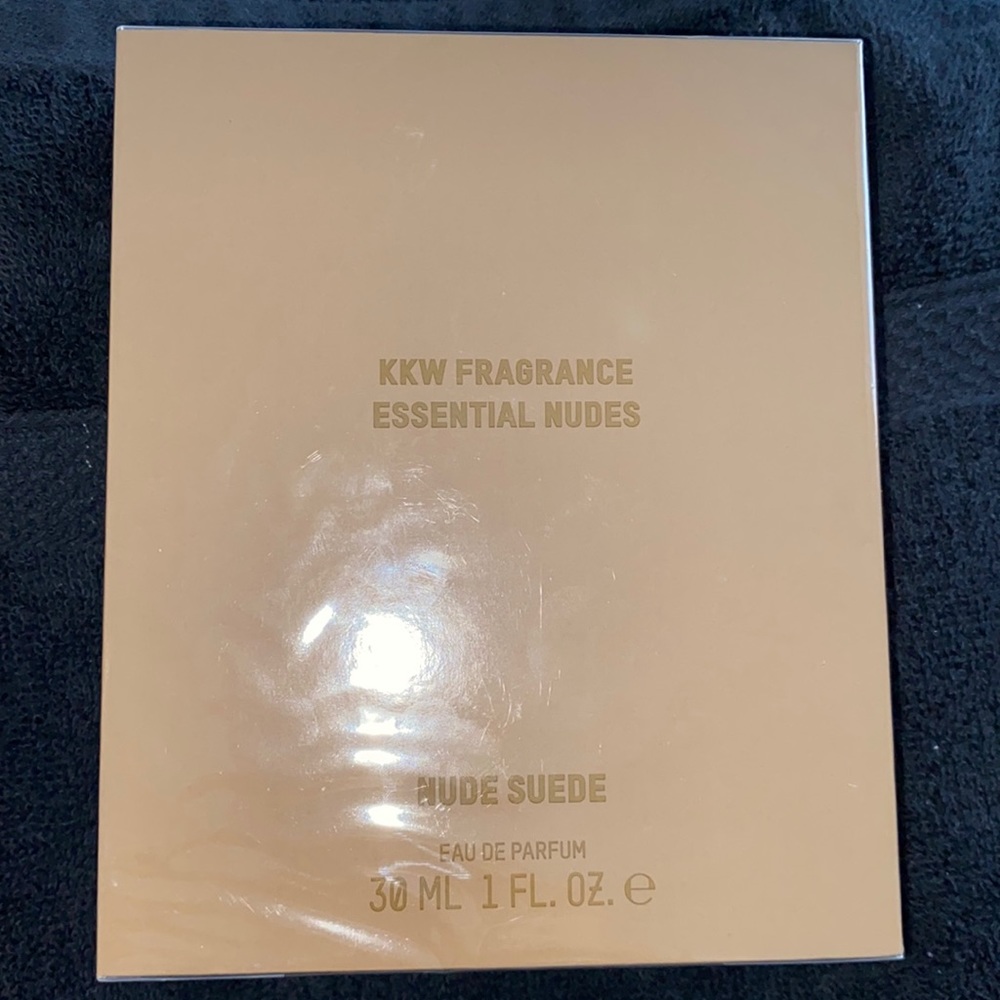 KKW FRAGRANCE/ NUDE SUEDE